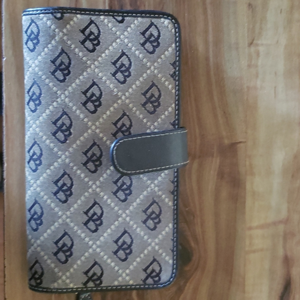 Dooney and Burke wallet